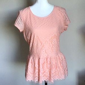 NWT Coral Sz Large Peplum Lace Top